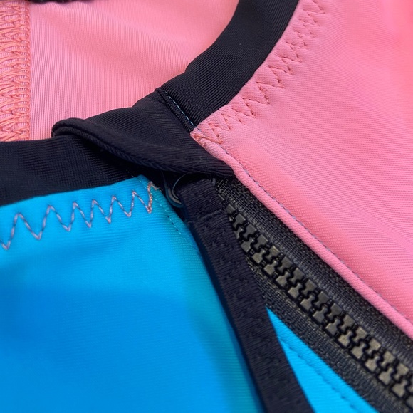 IVIVVA WAVE RIDER GIRLS RASH GUARD - Picture 5 of 8